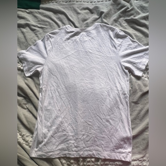 Nike T-shirt - Picture 2 of 2